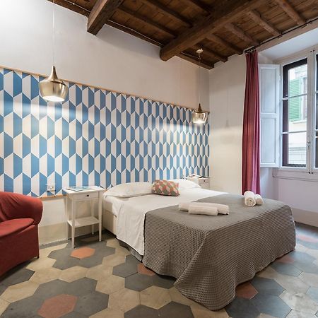F7 - Santa Croce One Bedroom Flat For 2 Or 3 Guests Florence Luaran gambar