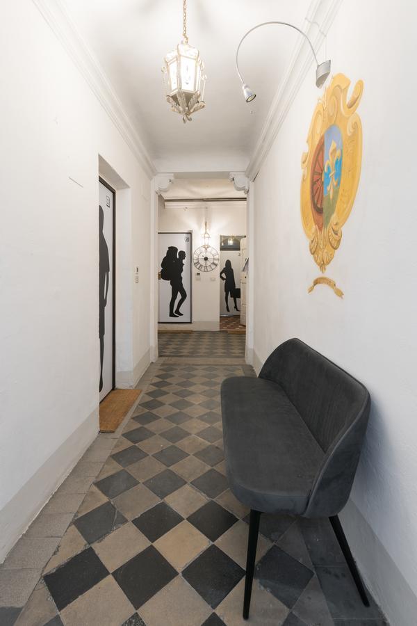 F7 - Santa Croce One Bedroom Flat For 2 Or 3 Guests Florence Luaran gambar