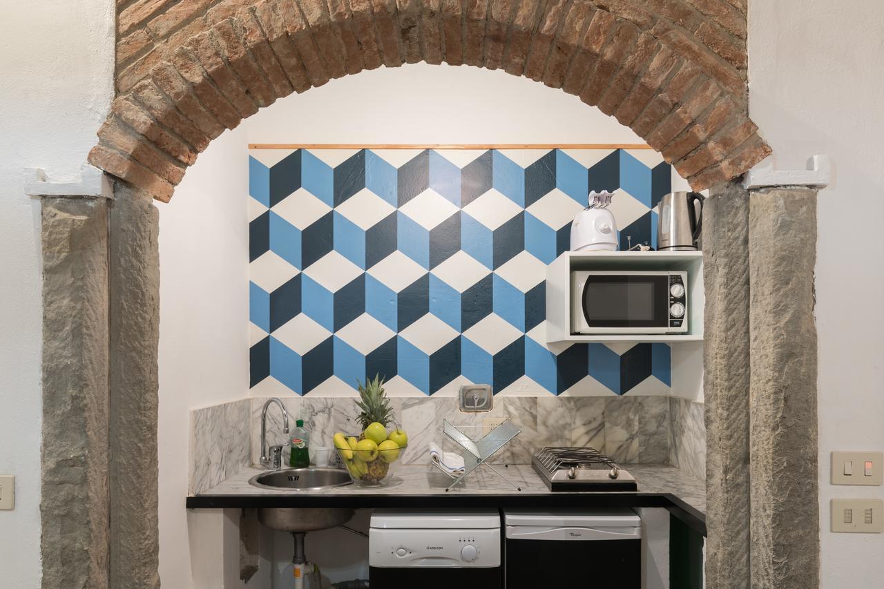 F7 - Santa Croce One Bedroom Flat For 2 Or 3 Guests Florence Luaran gambar