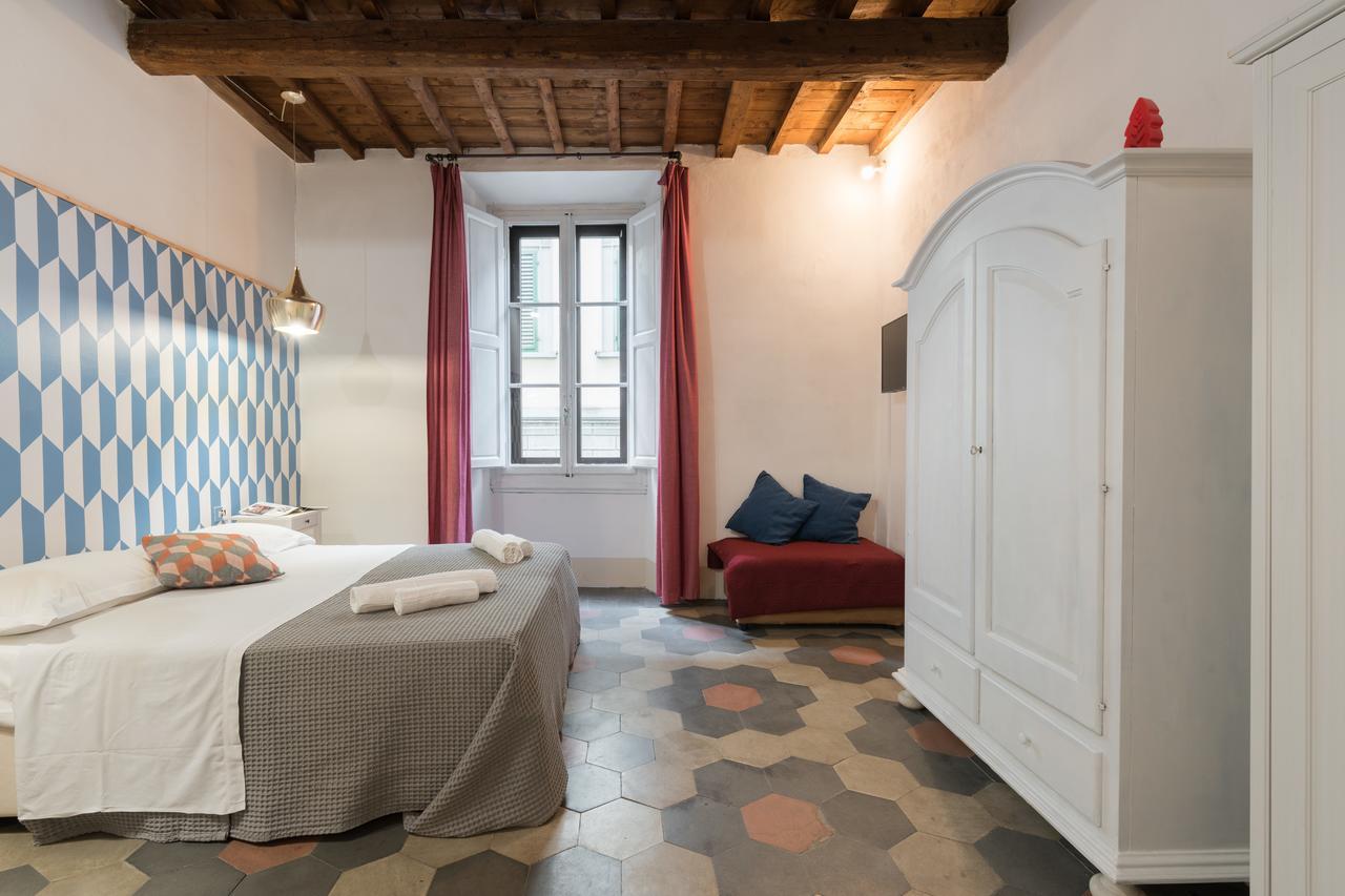 F7 - Santa Croce One Bedroom Flat For 2 Or 3 Guests Florence Luaran gambar