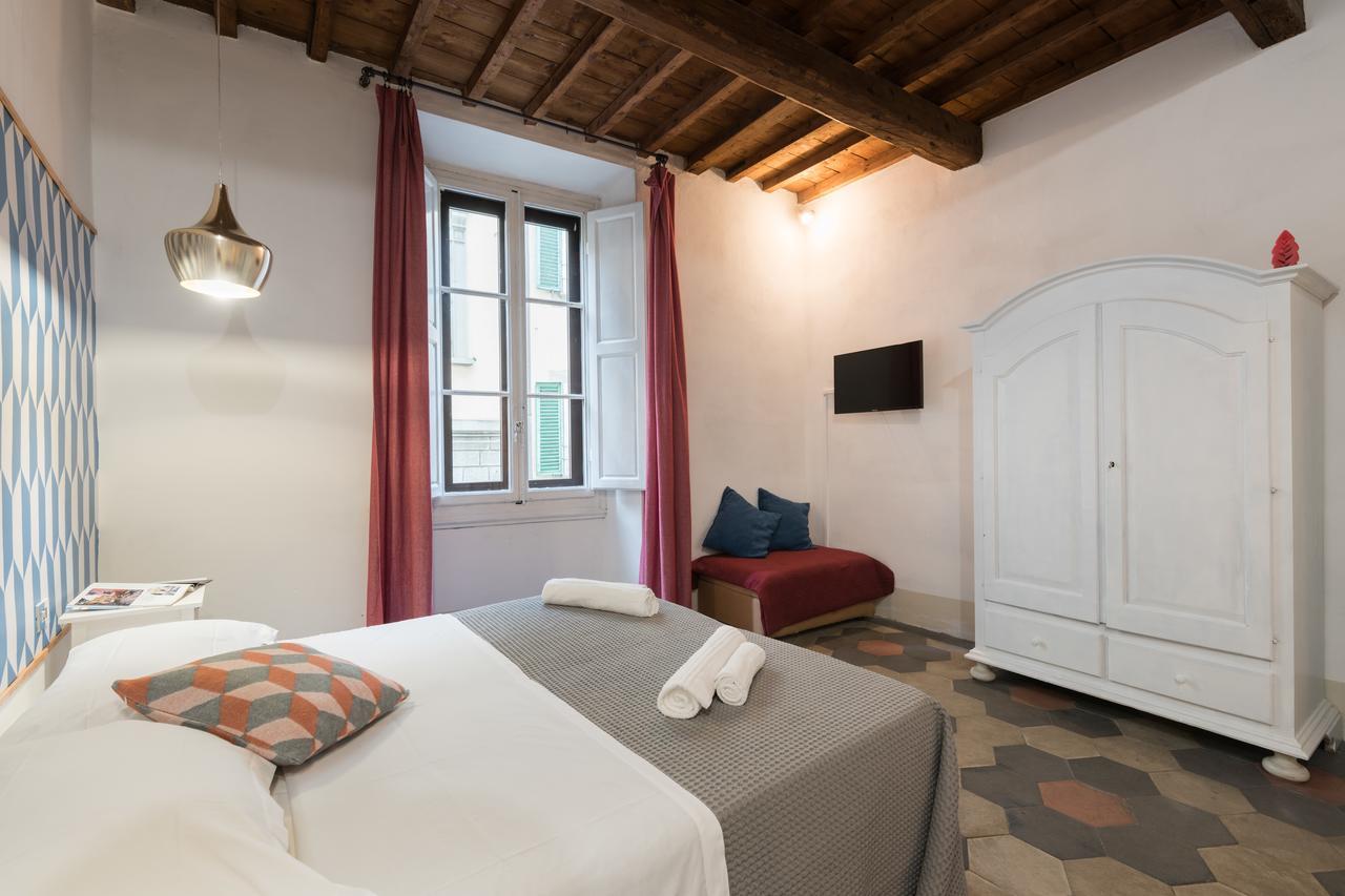 F7 - Santa Croce One Bedroom Flat For 2 Or 3 Guests Florence Luaran gambar